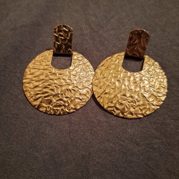 Vintage hammer style fashion earrings - Picture 1 of 2